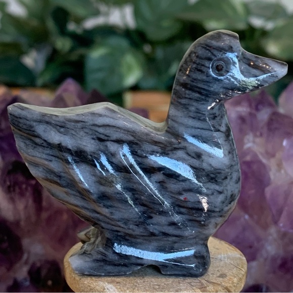 Natural Marble Carved Duck Figurine Bird Figure Carving Polished Pocket Pet 2.5" - Picture 1 of 12